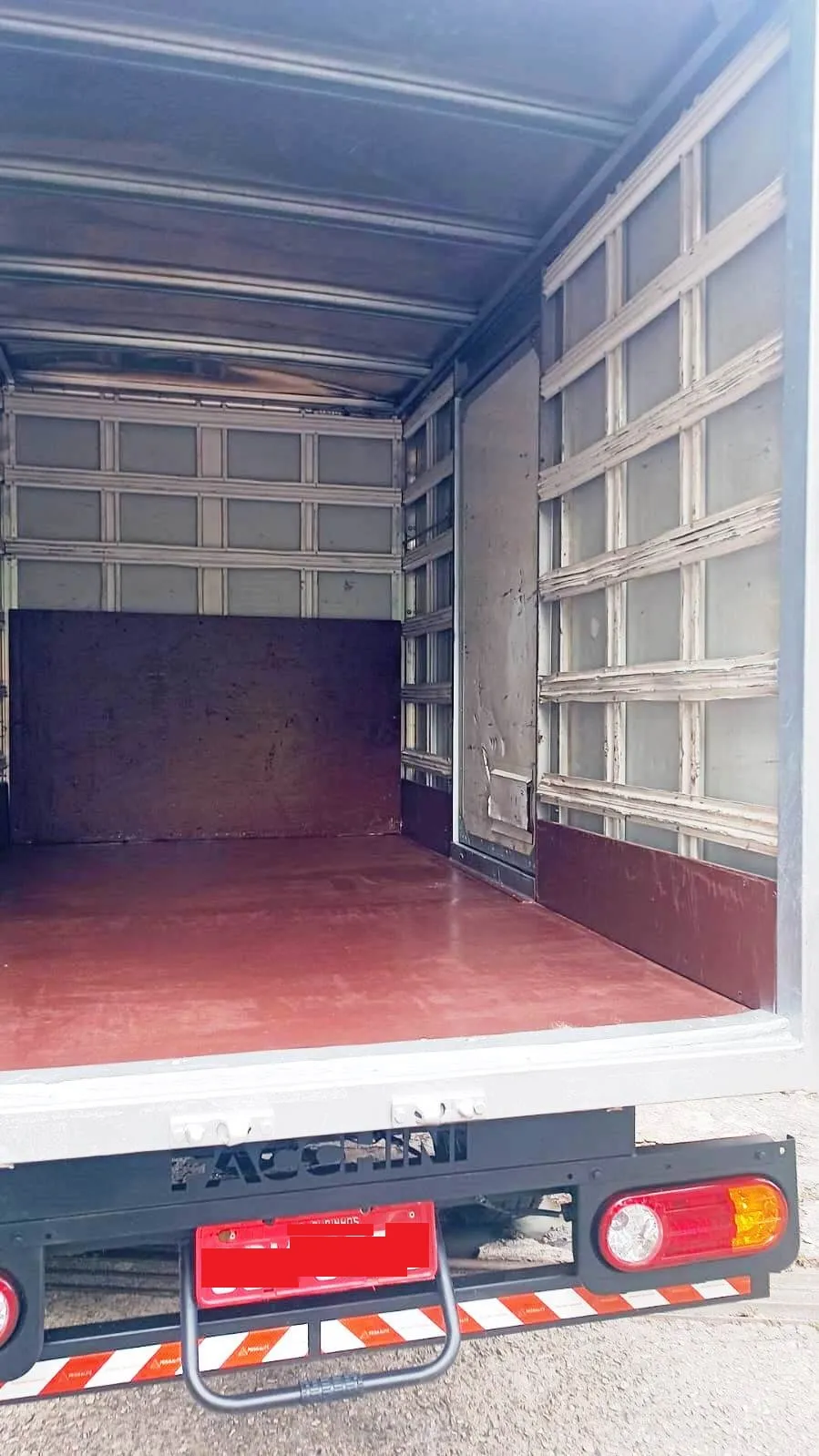 Hyundai HR 2.5 BAU 3,00 X 2,0X 1,80 2.5 Diesel Manual