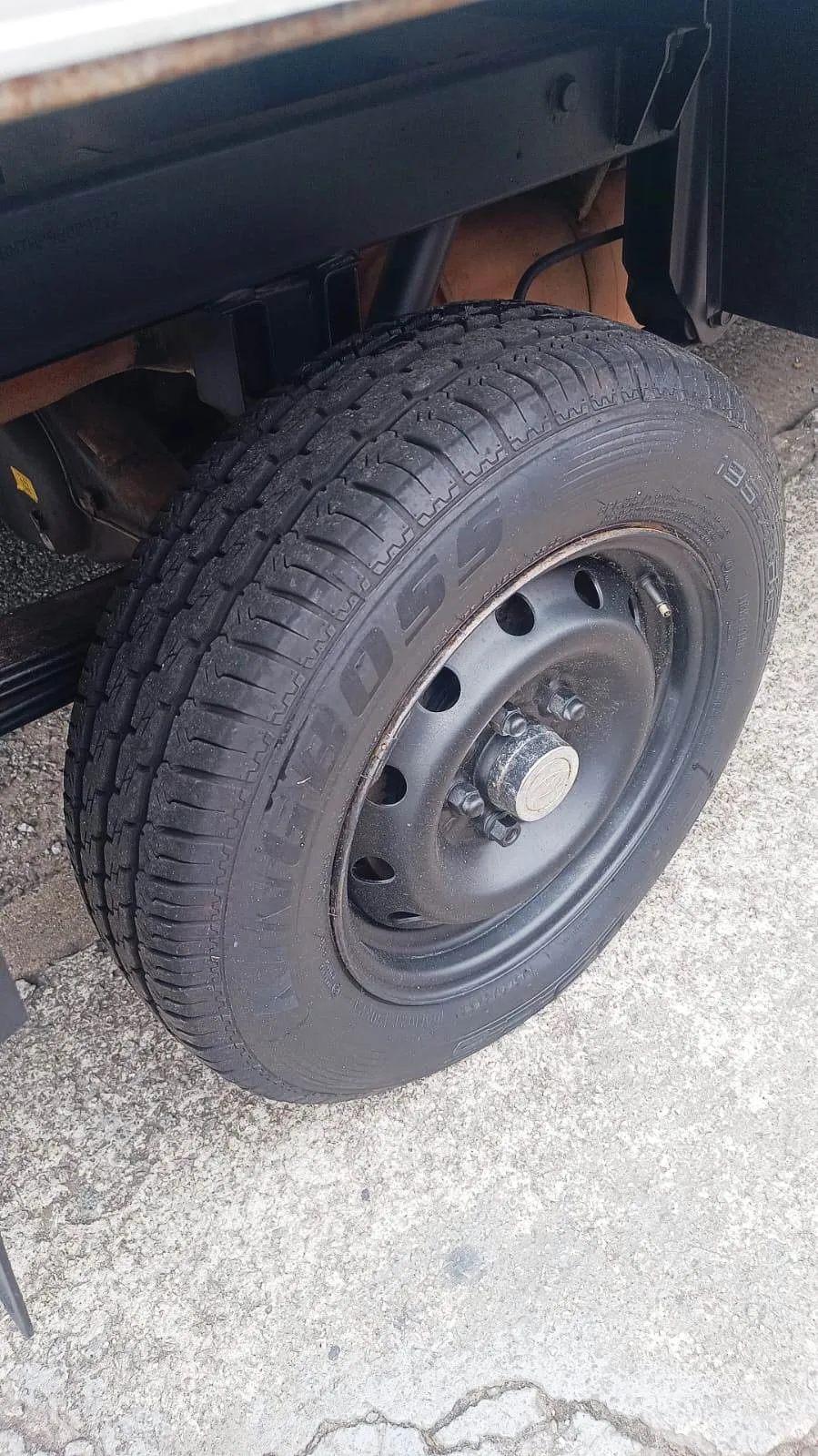 Hyundai Hr 2.5 Bau 3,00x 2,20x 1,80 2.5 Diesel Manual