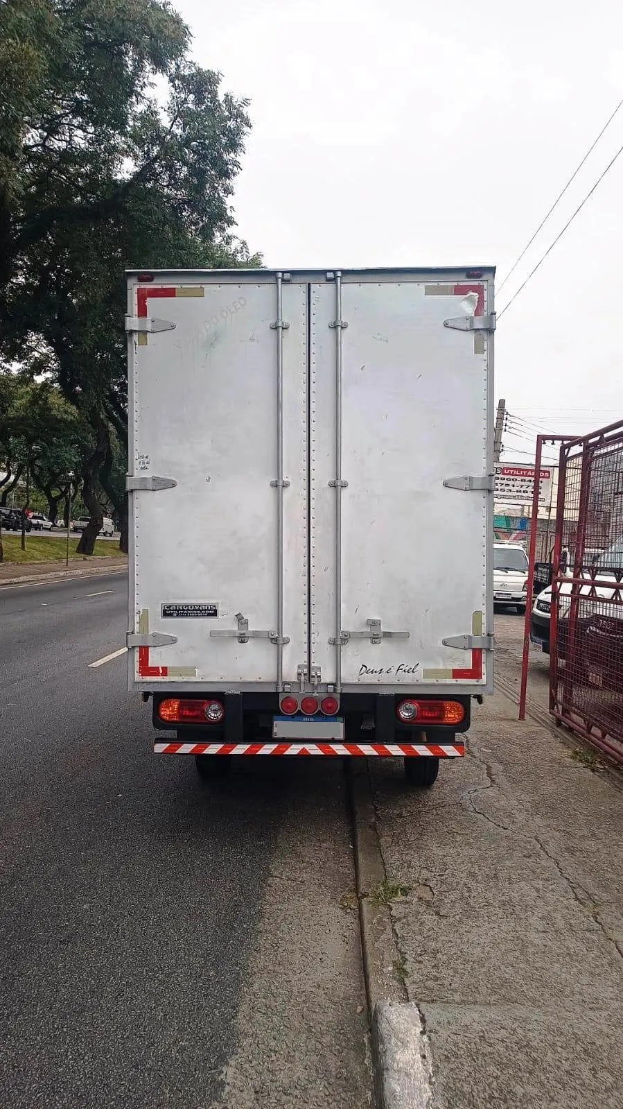 Hyundai Hr 2.5 Bau 3,00x 2,20x 1,80 2.5 Diesel Manual