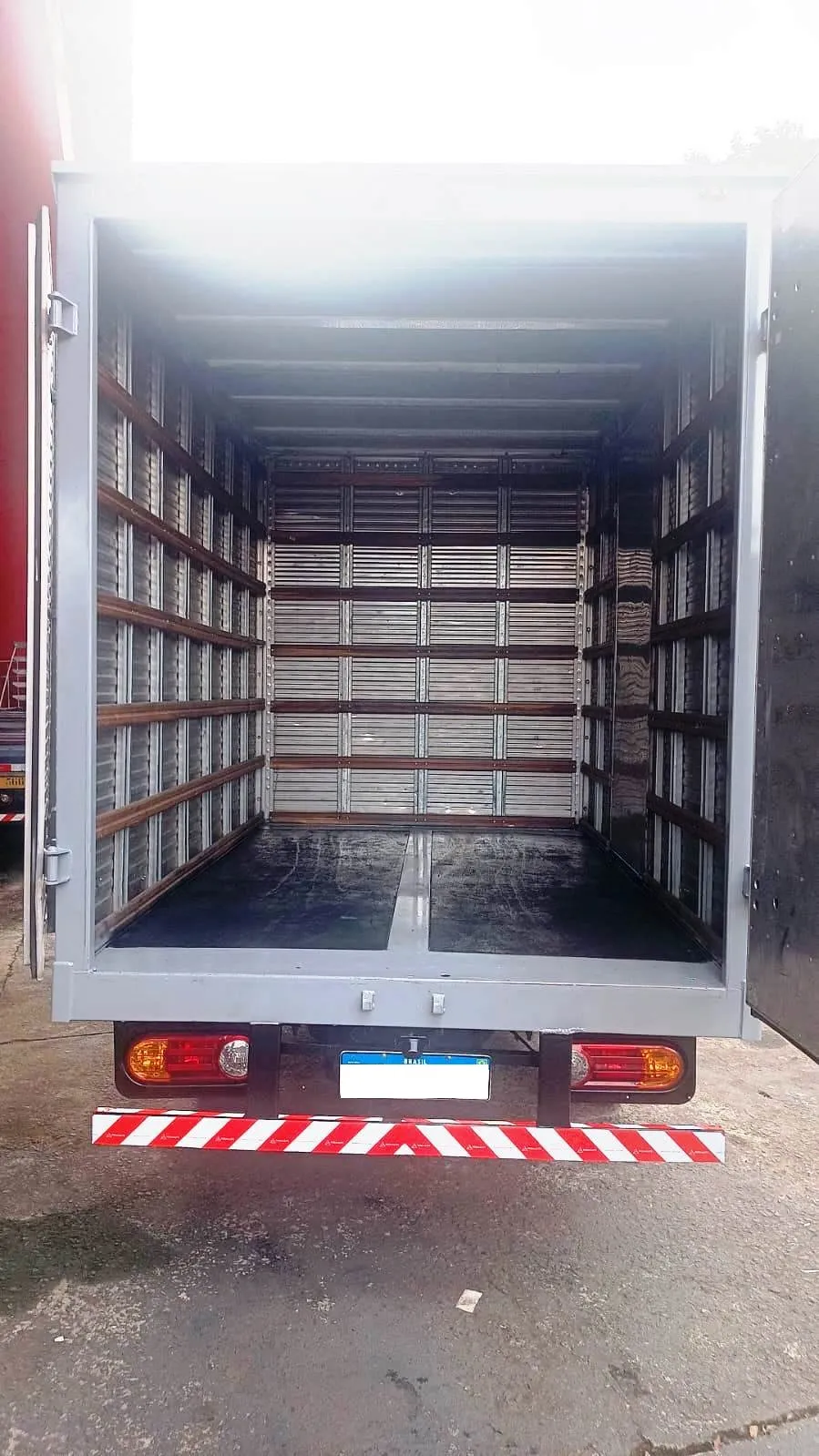 Hyundai HR 2.5 BAU 3,00X 2,20X 1,80 2.5 Diesel Manual