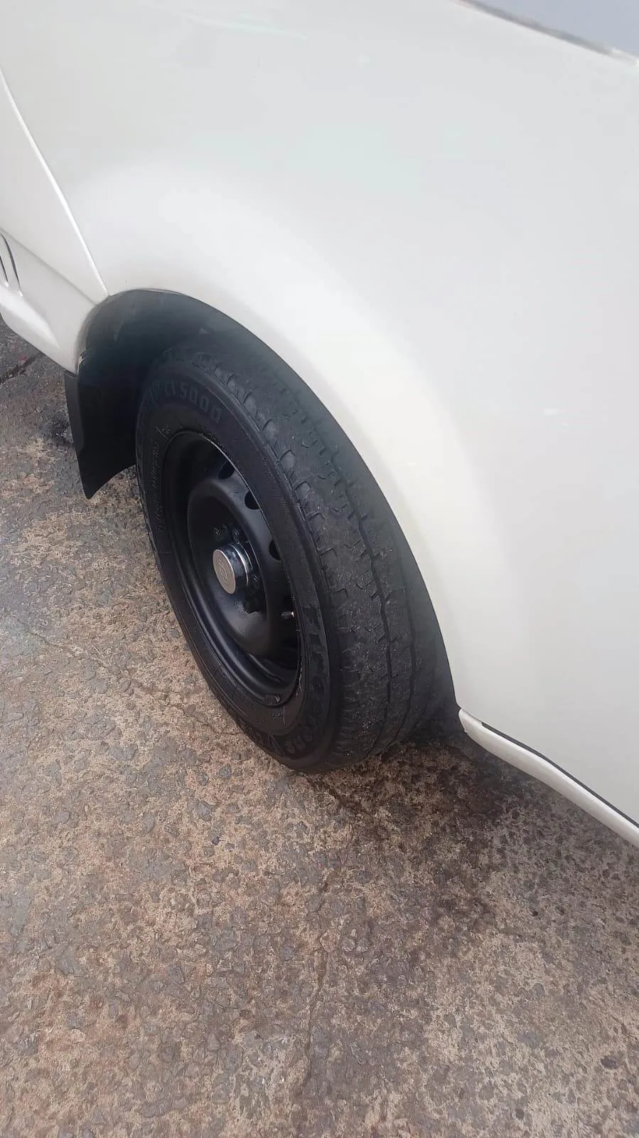 Hyundai HR 2.5 BAU 3,00X 2,20X 1,80 2.5 Diesel Manual