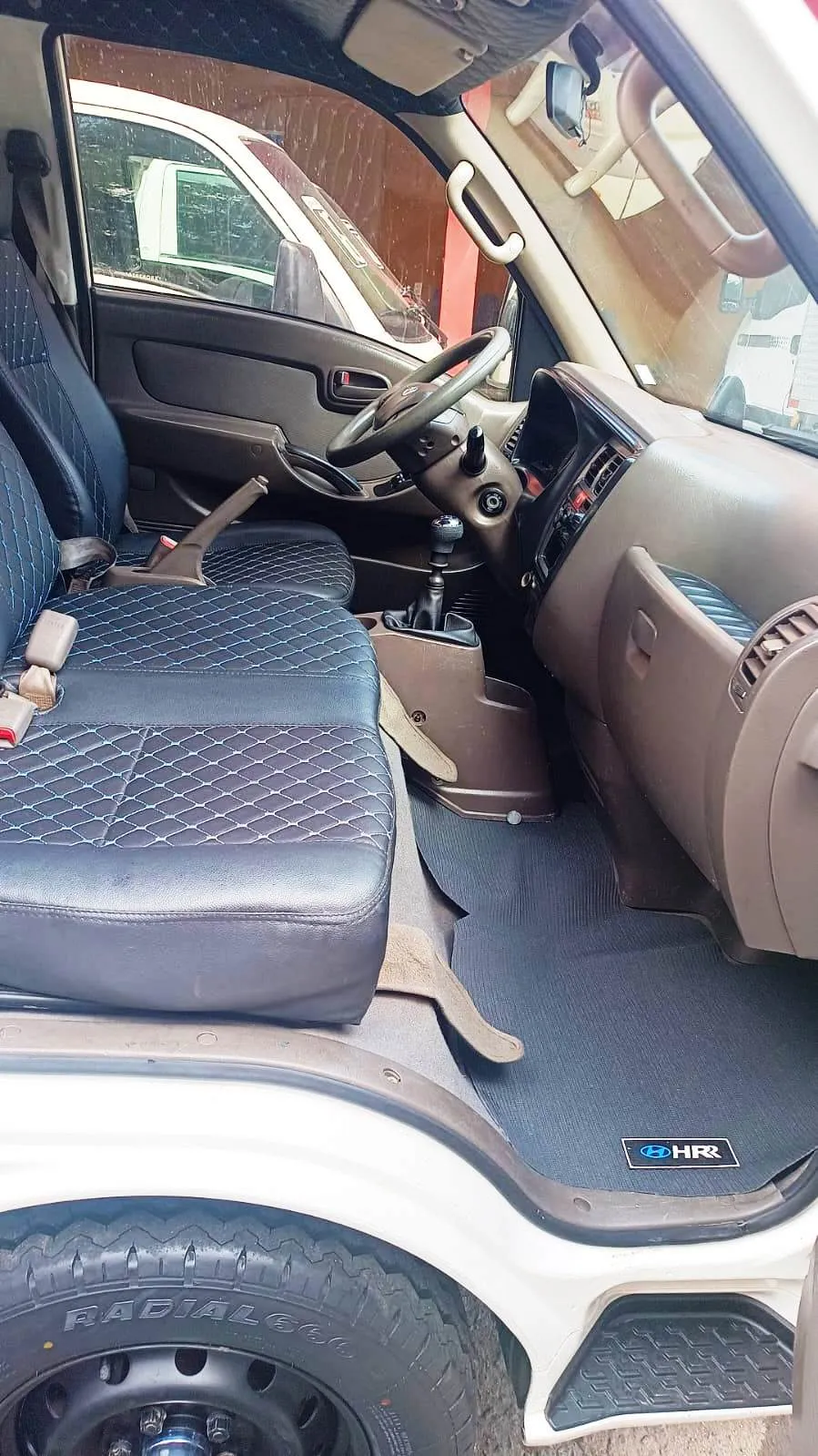 Hyundai HR 2.5 CARROCERIA ABERTA 2.5 Diesel Manual