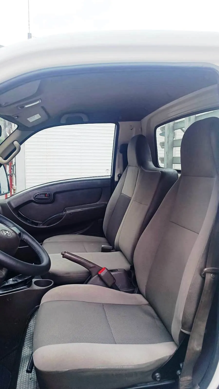 Hyundai hr 2.5 hyundai hr carroceria 2.5 Diesel Manual