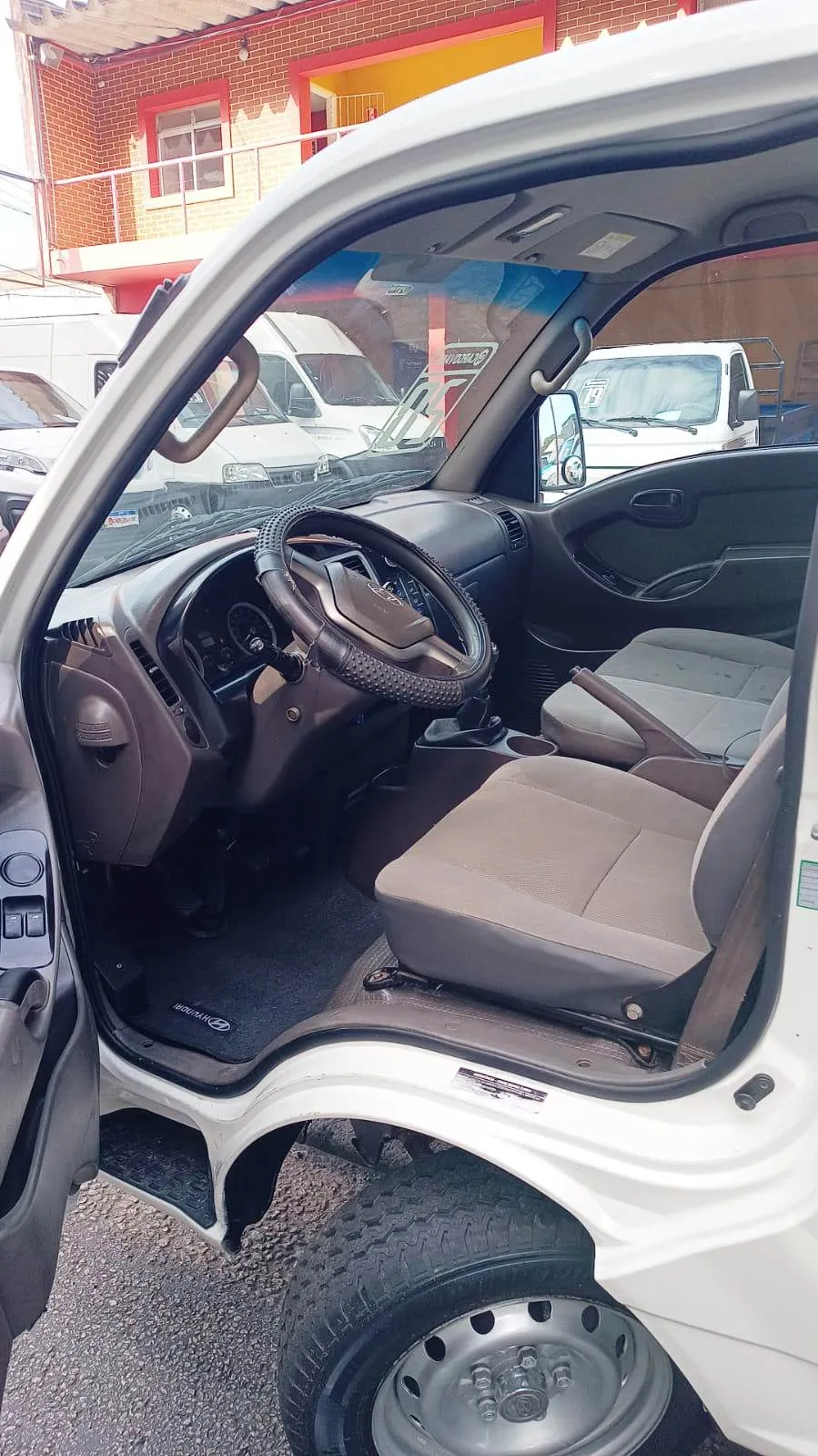 Hyundai Hr 2.5 turbo 2.5 Diesel Manual