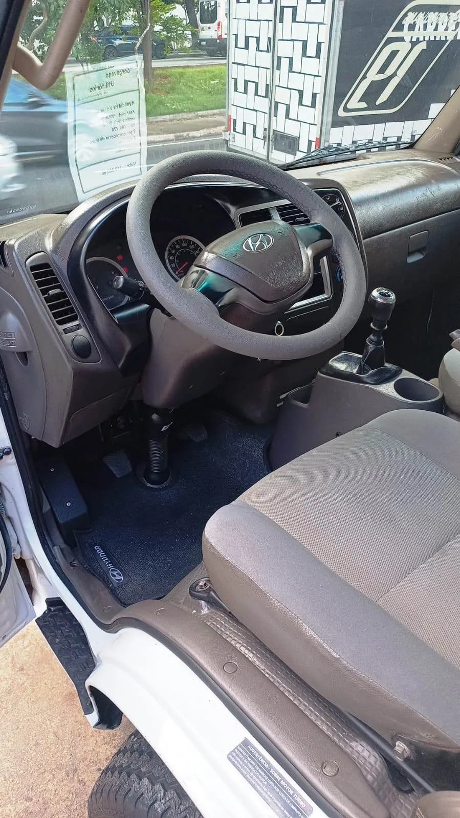 Hyundai Hr 2.5 turbo 2.5 Diesel Manual