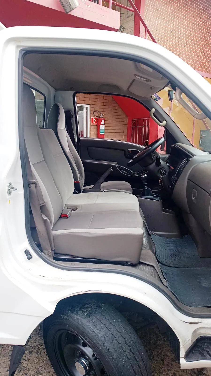 Hyundai Hr 2.5 Turbo 2.5 Diesel Manual