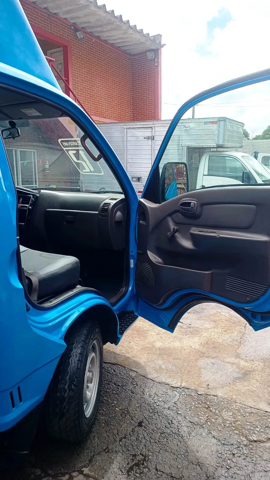 Hyundai Hyundai HR 2.5 Turbo diesel 2.5 Diesel Manual