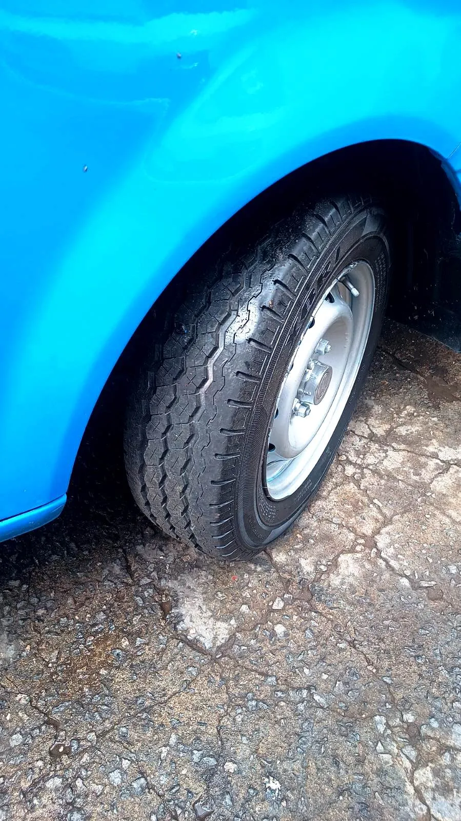 Hyundai Hyundai HR 2.5 Turbo diesel 2.5 Diesel Manual