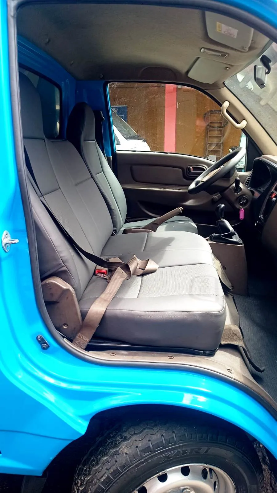 Hyundai Hyundai HR 2.5 Turbo diesel 2.5 Diesel Manual