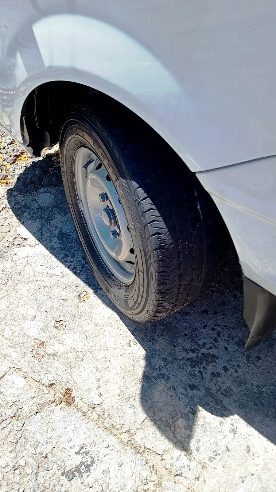 Hyundai HYUNDAI HR 2.5 turbo diesel 2.5 Diesel Manual