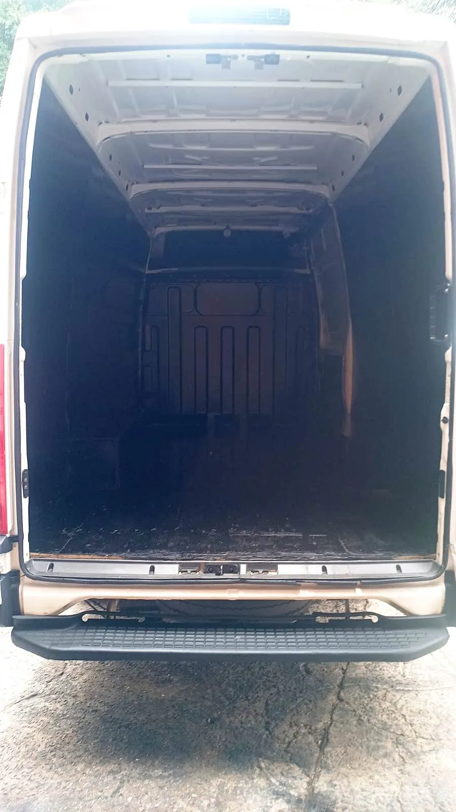 Iveco Daily 35s14 Grand Furgao 3.0 Diesel Manual