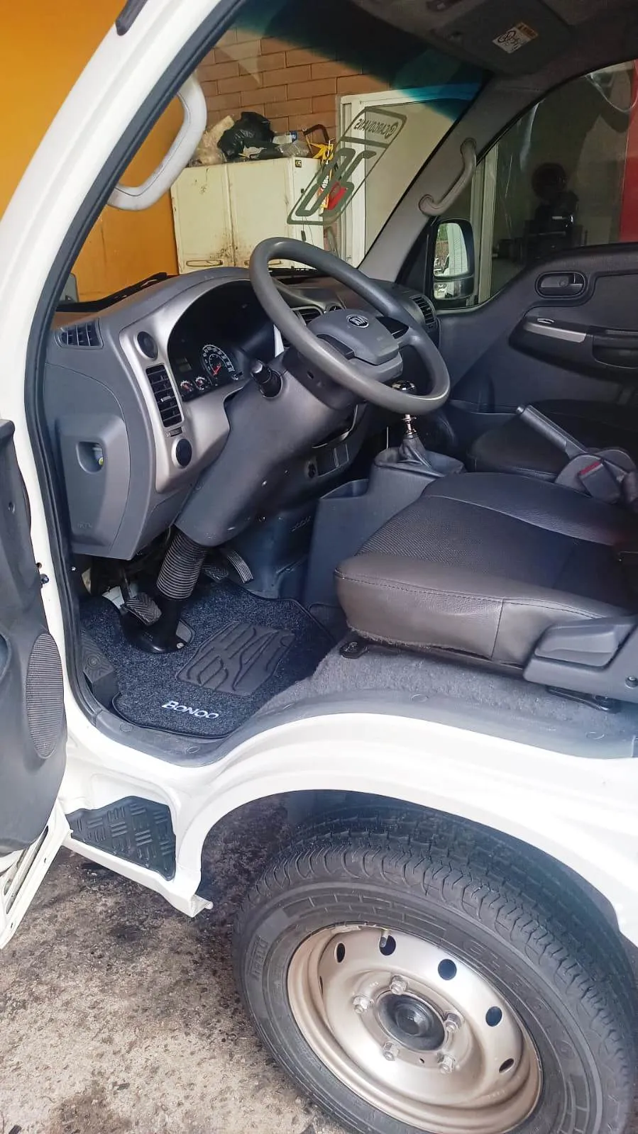 KIA BONGO BONGO K 2500 2.5 Diesel Manual