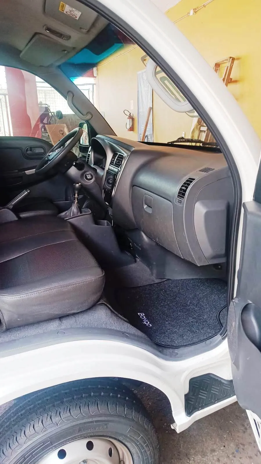 KIA BONGO BONGO K 2500 2.5 Diesel Manual