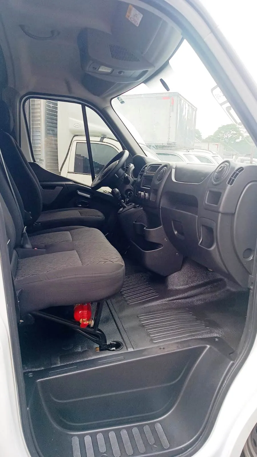 Renault Master 2.3 Furgão longo 2.3 Diesel Manual