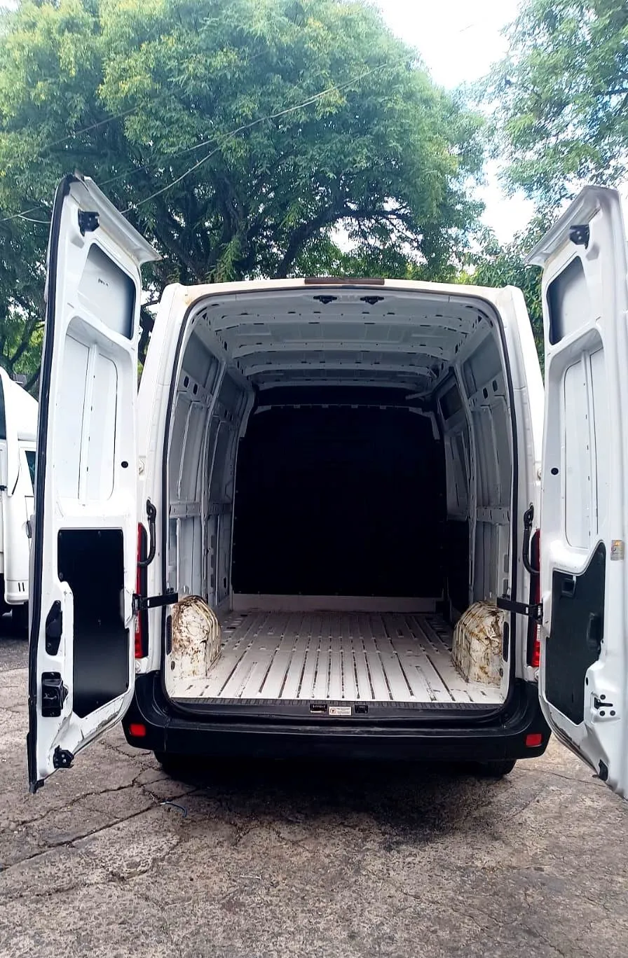 Renault Master 2.3 Furgão longo 2.3 Diesel Manual
