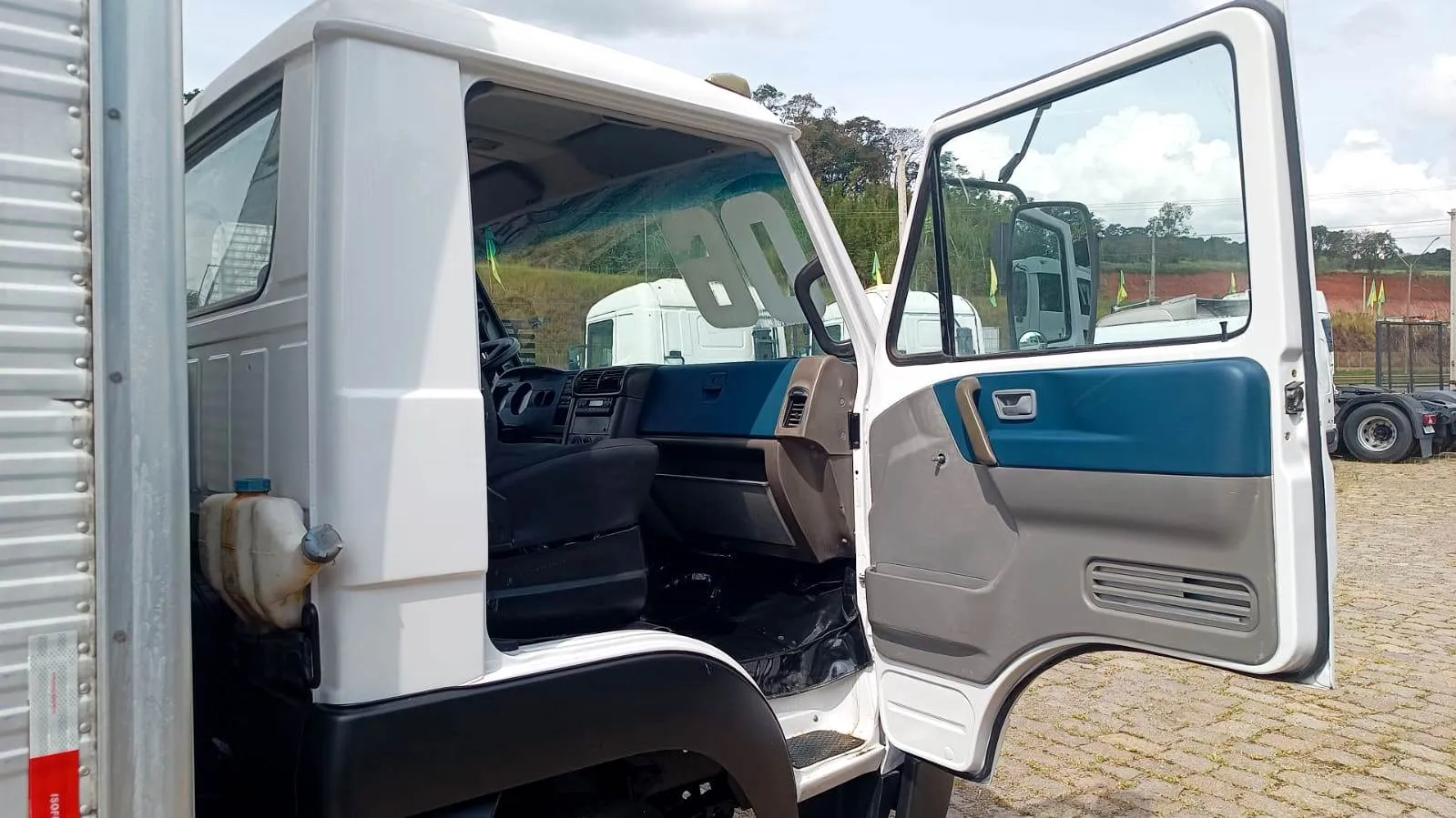 Volkswagen Delivery 8.150 3.1 Diesel Manual