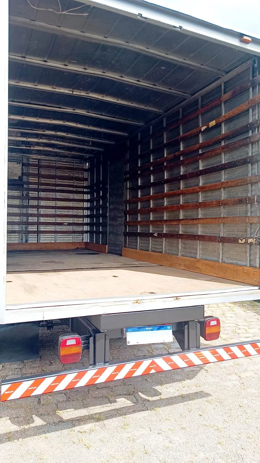 Volkswagen Delivery 8.150 3.1 Diesel Manual