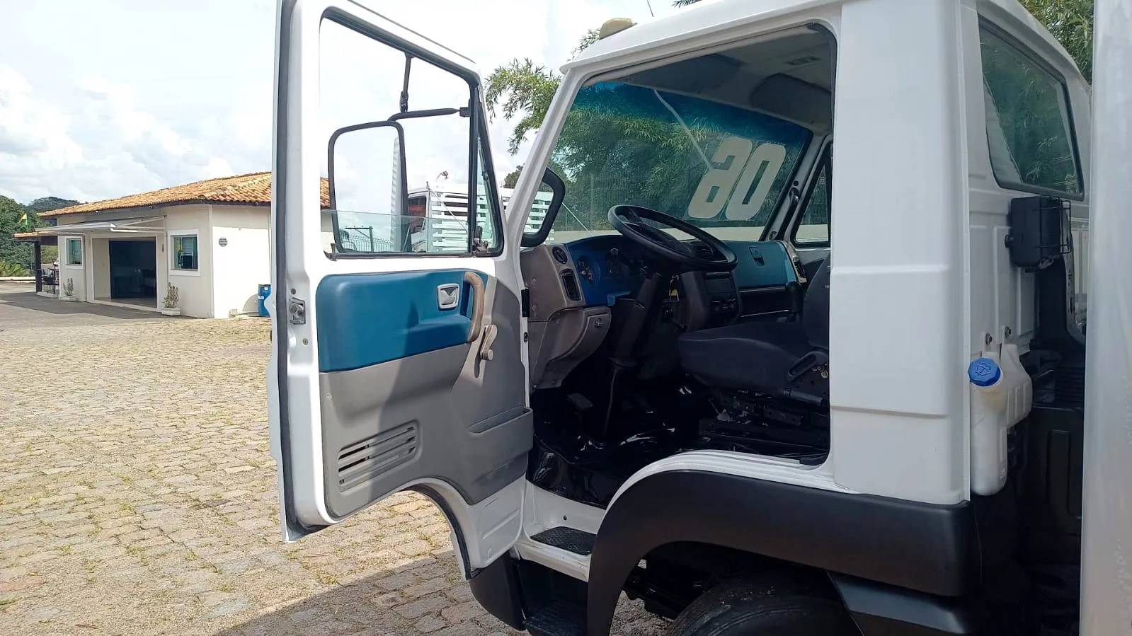 Volkswagen Delivery 8.150 3.1 Diesel Manual