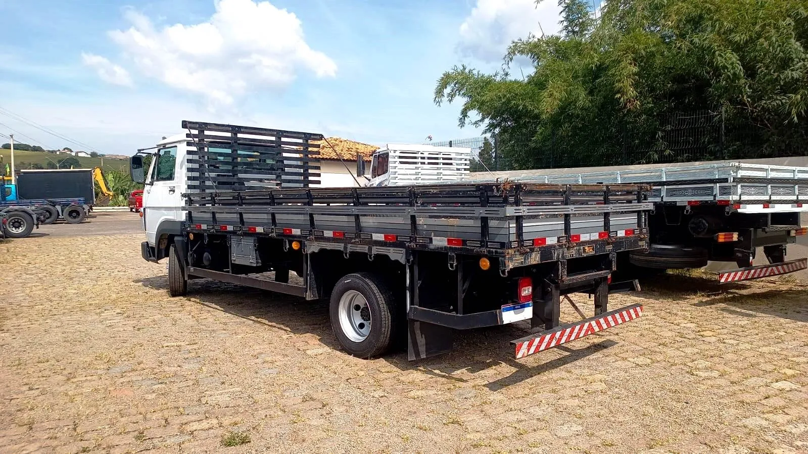 Volkswagen Delivery 8.160 3.0 Álcool Manual