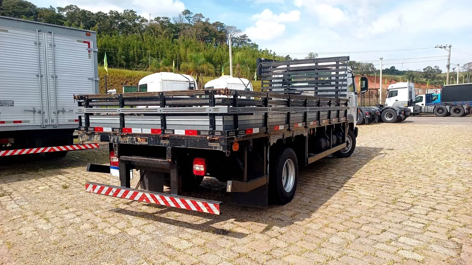 Volkswagen Delivery 8.160 3.0 Álcool Manual